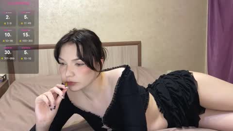 Jess online show from October 9, 3:43 pm