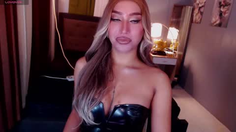 smasherqueen online show from May 23, 12:42 pm