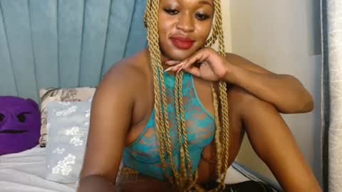 smiley_berry online show from November 23, 3:45 pm