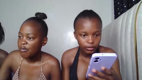 smiley luv1 online show from February 4, 8:53 am