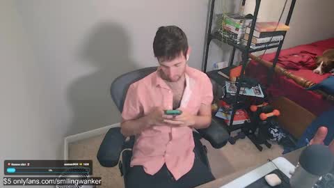 Snapshot of smilingwanker chatting on June 3, 3:53 am smilingwanker online show from June 3, 3:53 am