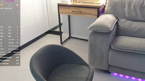 smilym online show from December 15, 2:19 am