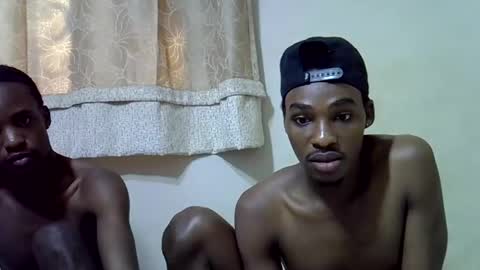 smilzzz online show from March 19, 8:40 am