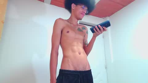 Snapshot of smith_gael chatting on June 24, 4:06 pm Smith Gael online show from June 24, 4:06 pm