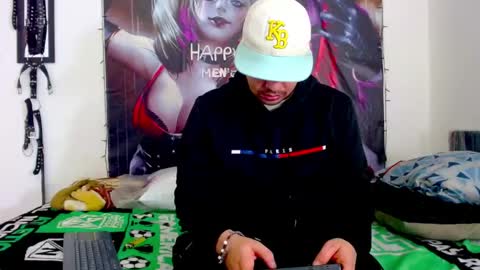 dani online show from April 23, 4:14 am