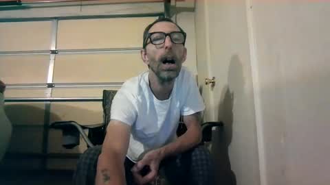 smoke-4-me online show from September 25, 4:38 am