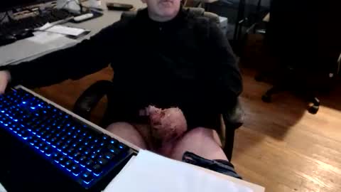 smly online show from December 5, 8:38 pm