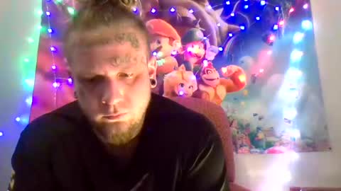 smoke online show from March 8, 3:56 pm