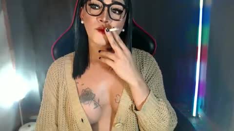 Amanda online show from April 11, 7:07 pm