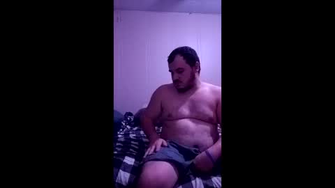 Snapshot of smokeybear21317714 chatting on March 7, 1:35 am Smokey online show from March 7, 1:35 am