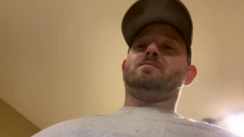 Snapshot of smokeymt420 chatting on January 28, 1:18 am smokeymt420 online show from January 28, 1:18 am