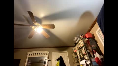 Snapshot of smokeymt420 chatting on February 7, 1:58 am smokeymt420 online show from February 7, 1:58 am