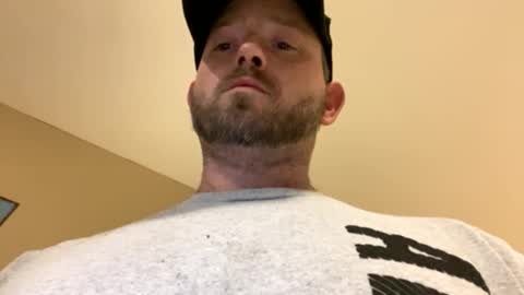 Snapshot of smokeymt420 chatting on February 9, 4:57 am smokeymt420 online show from February 9, 4:57 am