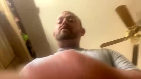 Snapshot of smokeymt420 chatting on February 17, 6:15 pm smokeymt420 online show from February 17, 6:15 pm