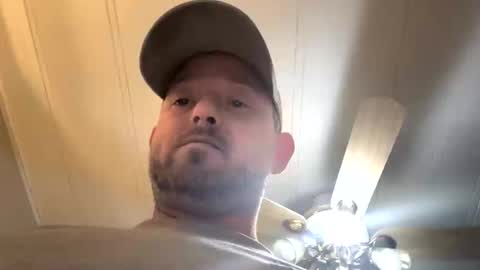 smokeymt420 online show from December 15, 2:05 am