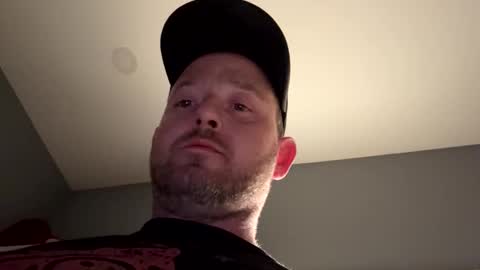 Snapshot of smokeymt420 chatting on February 3, 7:13 am smokeymt420 online show from February 3, 7:13 am