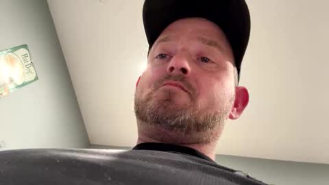 Snapshot of smokeymt420 chatting on February 9, 8:51 am smokeymt420 online show from February 9, 8:51 am