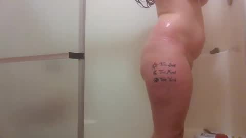 Snapshot of smoothmove1215 chatting on February 9, 6:47 pm smoothmove1215 online show from February 9, 6:47 pm