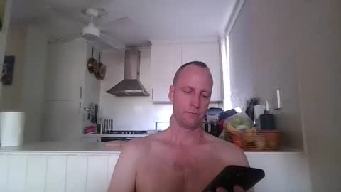 Snapshot of smoothroundbottom chatting on March 12, 2:20 am KinkyDonks online show from March 12, 2:20 am