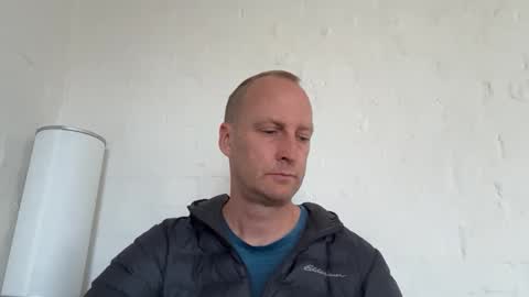 Snapshot of smoothroundbottom chatting on October 24, 2:52 am KinkyDonks online show from October 24, 2:52 am