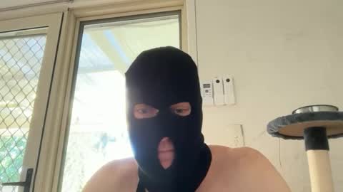 Snapshot of smoothroundbottom chatting on February 6, 2:49 am KinkyDonks online show from February 6, 2:49 am