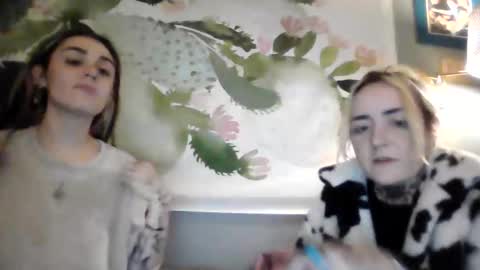 smorethanfriends online show from June 9, 3:40 am