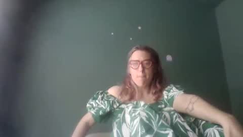 snack05 online show from May 28, 6:27 pm