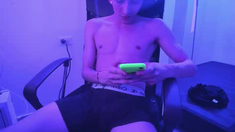 snak_master1 online show from November 20, 5:07 am