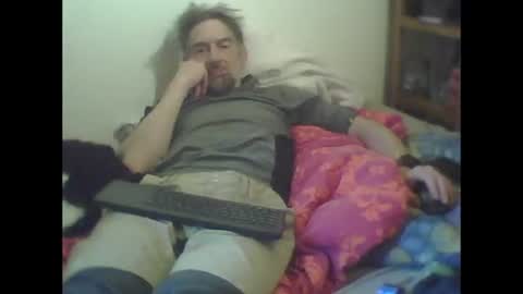 Snapshot of snake1583 chatting on December 5, 7:38 am Mark online show from December 5, 7:38 am