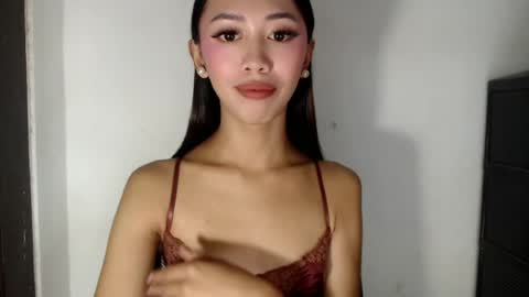 Snapshot of snake_charmer88 chatting on July 6, 7:27 pm kianna online show from July 6, 7:27 pm