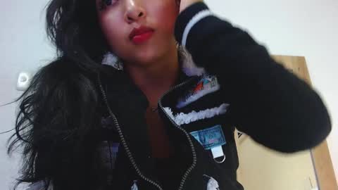 Hellen  online show from December 20, 8:49 am