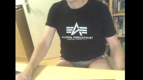 sneaxfreund online show from December 8, 11:51 pm