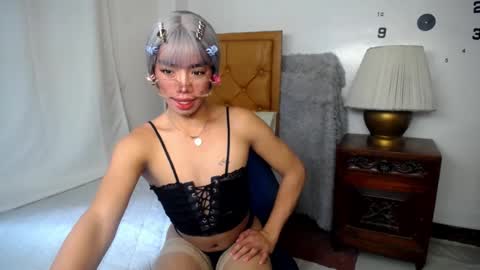 Snapshot of snoky_serna chatting on June 22, 3:36 am snoky_serna online show from June 22, 3:36 am