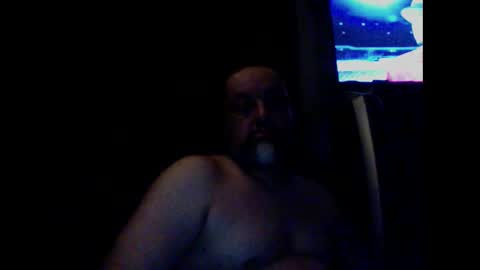 Snapshot of snoop95651994599 chatting on February 6, 8:29 am snoop95651 online show from February 6, 8:29 am