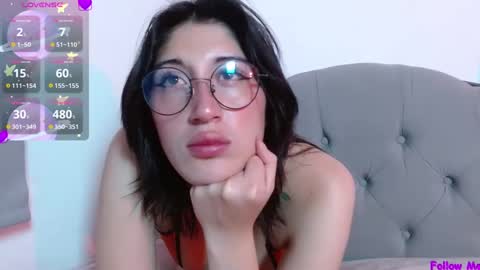 IG     OF red moonn online show from January 28, 11:38 am