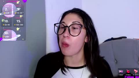 IG     OF red moonn online show from November 23, 4:23 am