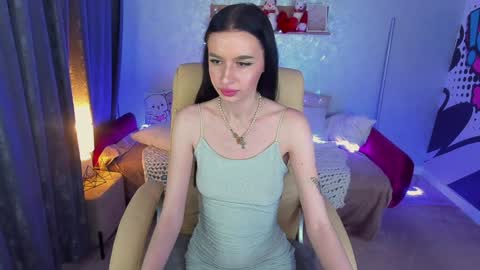 Snapshot of snow_whiteeex chatting on January 7, 10:54 am snow_whiteeex online show from January 7, 10:54 am