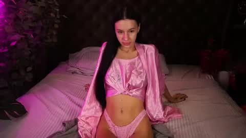 Snapshot of snow_whiteeex chatting on November 2, 6:38 am snow_whiteeex online show from November 2, 6:38 am