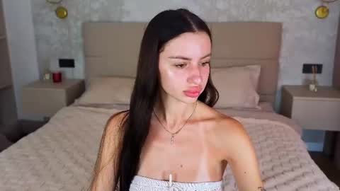 Snapshot of snow_whiteeex chatting on June 29, 1:00 pm snow_whiteeex online show from June 29, 1:00 pm