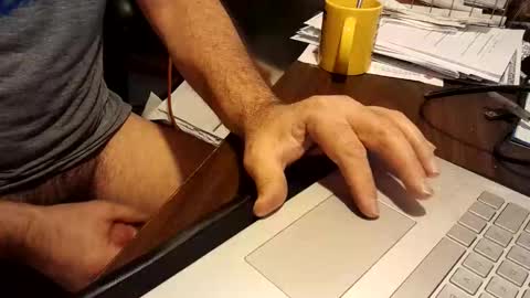 watchmecum online show from December 22, 11:35 pm