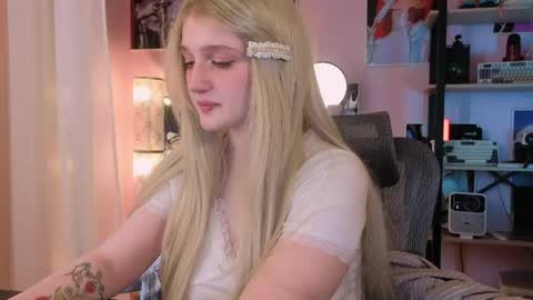 Ellie online show from June 5, 5:36 am