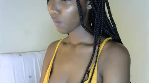 snowfox254 online show from October 4, 7:12 pm