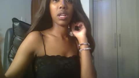 Snapshot of snowfox254 chatting on January 11, 2:49 am snowfox254 online show from January 11, 2:49 am