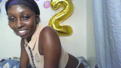 Snapshot of snowfox254 chatting on January 13, 7:19 pm snowfox254 online show from January 13, 7:19 pm