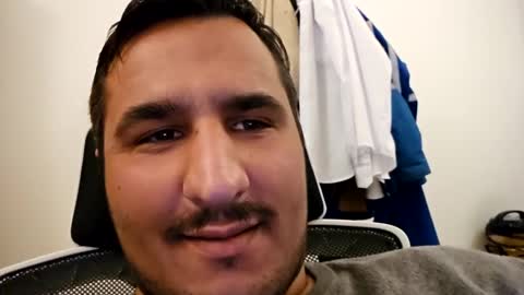 Snapshot of so_love_it chatting on December 27, 1:50 pm so_love_it online show from December 27, 1:50 pm