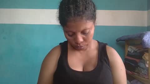 Snapshot of soayh89 chatting on April 1, 8:59 am soayh89 online show from April 1, 8:59 am