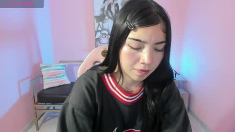 soffi_x online show from April 29, 9:35 am