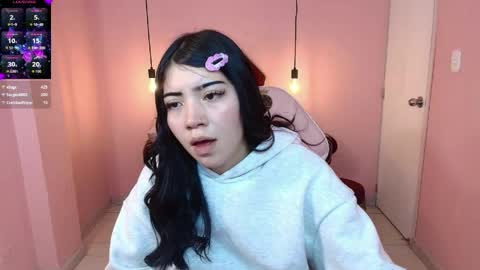 soffi_x online show from June 6, 9:25 am