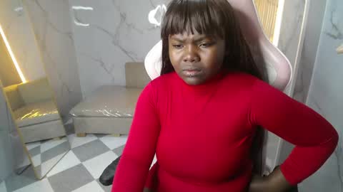 soffia_b online show from November 11, 2:55 am