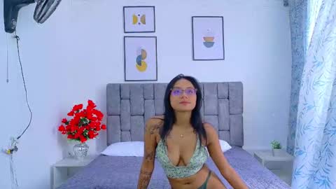 SOFFI AND CHISTOPHER online show from January 7, 7:27 pm